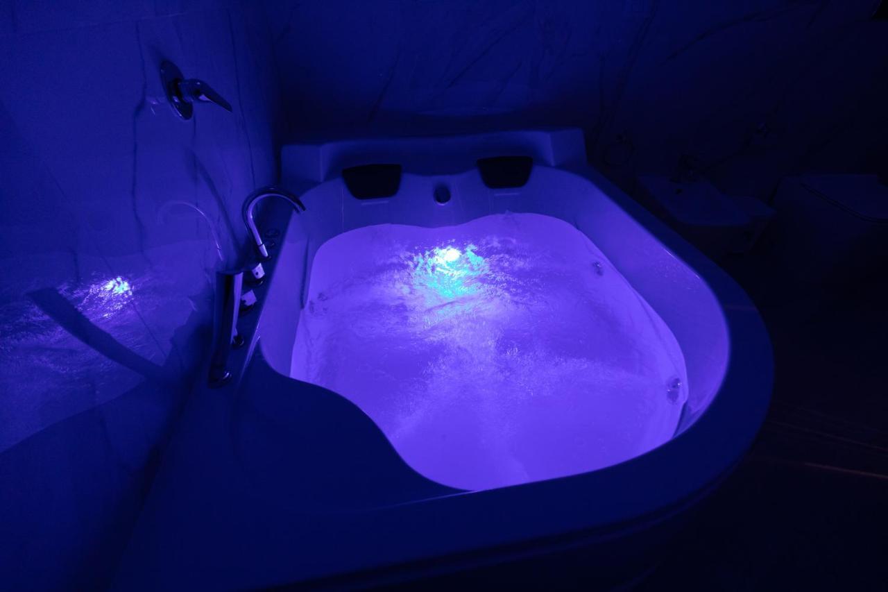My Brilliant Home With Jacuzzi 2 Steps From St Toledo 나폴리 외부 사진